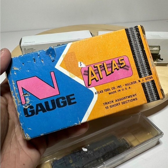 Norfolk And Western 952 2 Southern Pacific Tank Cars N Gauge Atlas Track Lot - Picture 7 of 13